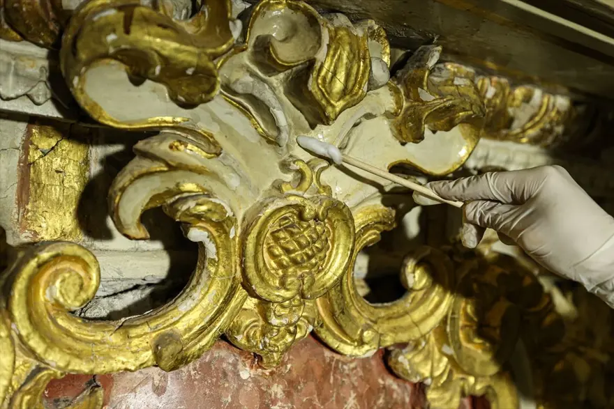 Dolmabahçe Sarayı Süfera Salonu'nun restorasyonu devam ediyor 11 Dolmabahçe Sarayı Süfera Salonu'nun restorasyonu devam ediyor 11