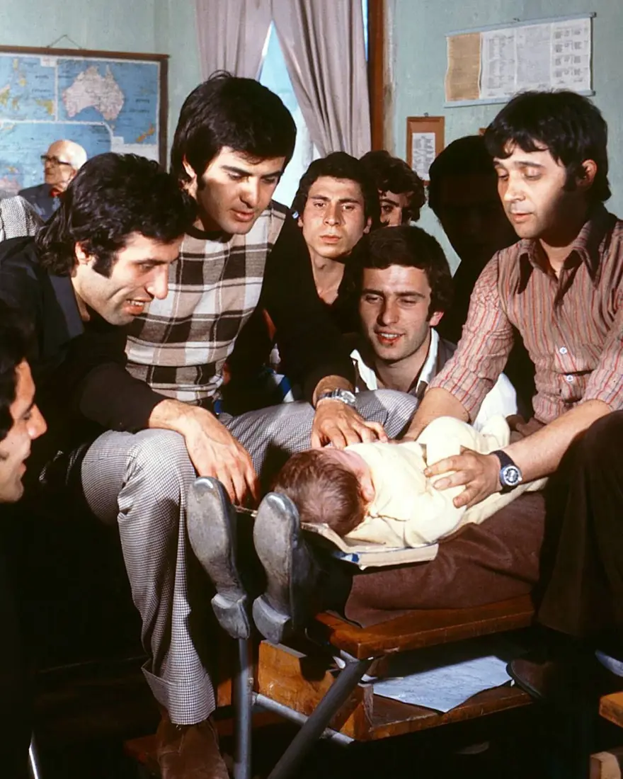 Hababam Sınıfı'nın Postal Rıza'sı Ercan Gezmiş: Halit Akçatepe kollarımda can verdi 19 Hababam Sınıfı'nın Postal Rıza'sı Ercan Gezmiş: Halit Akçatepe kollarımda can verdi 19