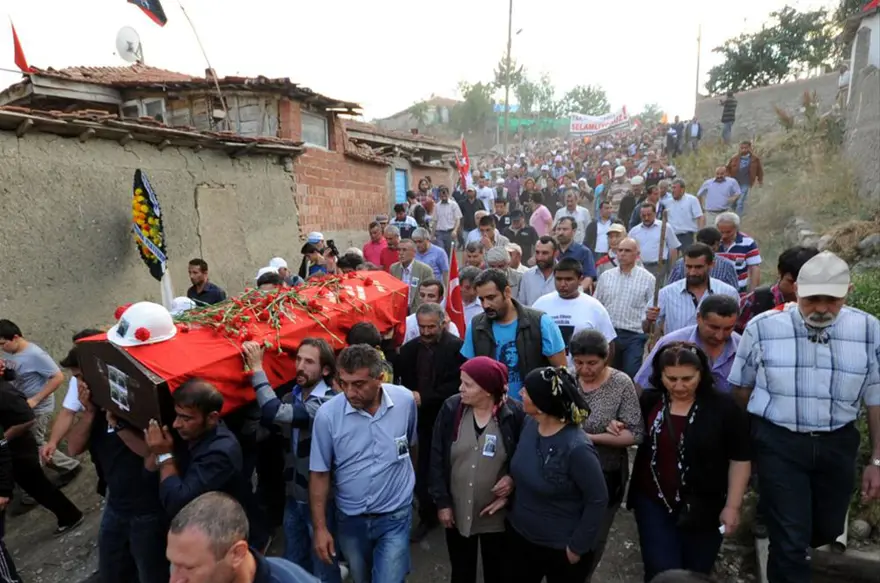 Ethem Sarısülük toprağa verildi 1