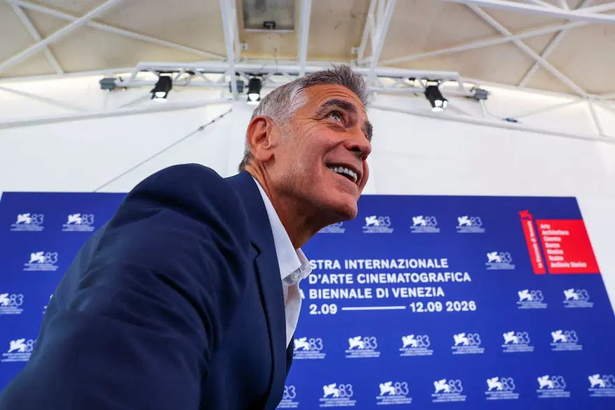 George Clooney, Venedik'te Trump yönetimini eleştirdi. "Ülkeyi liyakatsizler yönetiyor" 2
