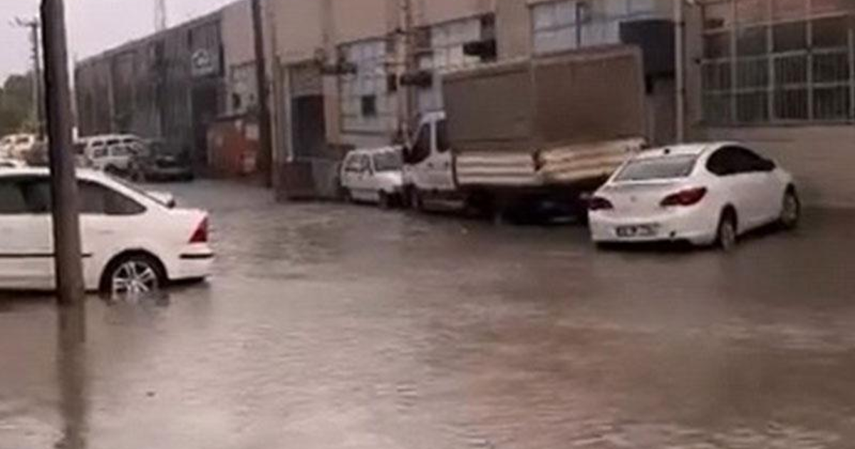 Bursa'da sağanak ve dolu yağışı etkili oldu