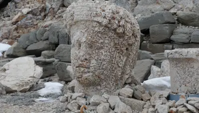 Nemrut Dağı'ndaki heykeller depremlerde zarar görmedi