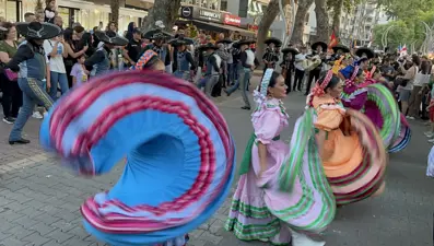 Yalova'da 36. Uluslararası Halk Dansları Festivali başladı