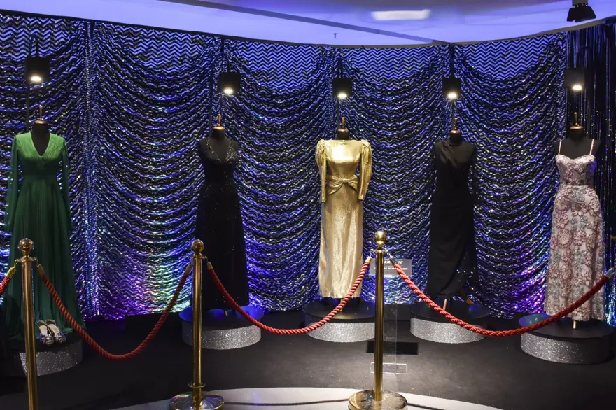 Farah Zeynep Abdullah'ın başrolde olduğu Bergen filmine gala 6