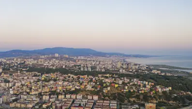 Samsun'da asansör boşluğuna düşen kişi ağır yaralandı