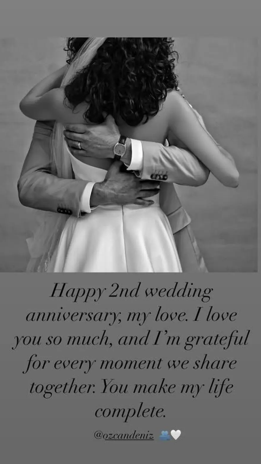 "Çekirdek ailemi korumaya alıyorum" demişti: Özcan Deniz 2'nci evlilik yıl dönümünü kutladı 5