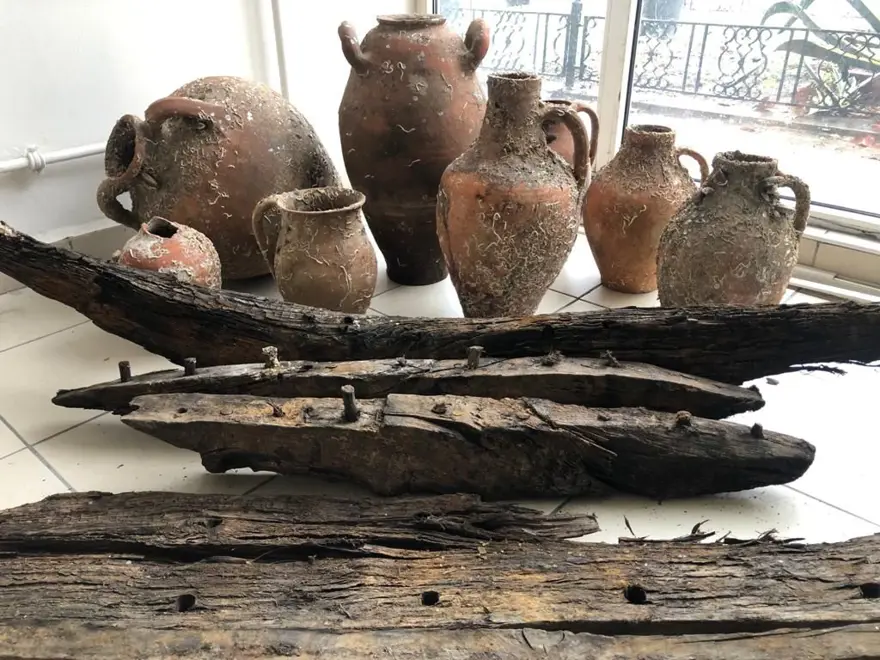 Balıkçı ağlarına Roma dönemine ait amforalar takıldı 