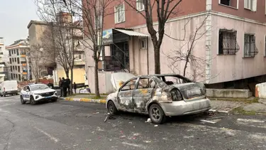 14 yaşındaki çocuk annesiyle ilişkisi olan adamın arabasını yaktı