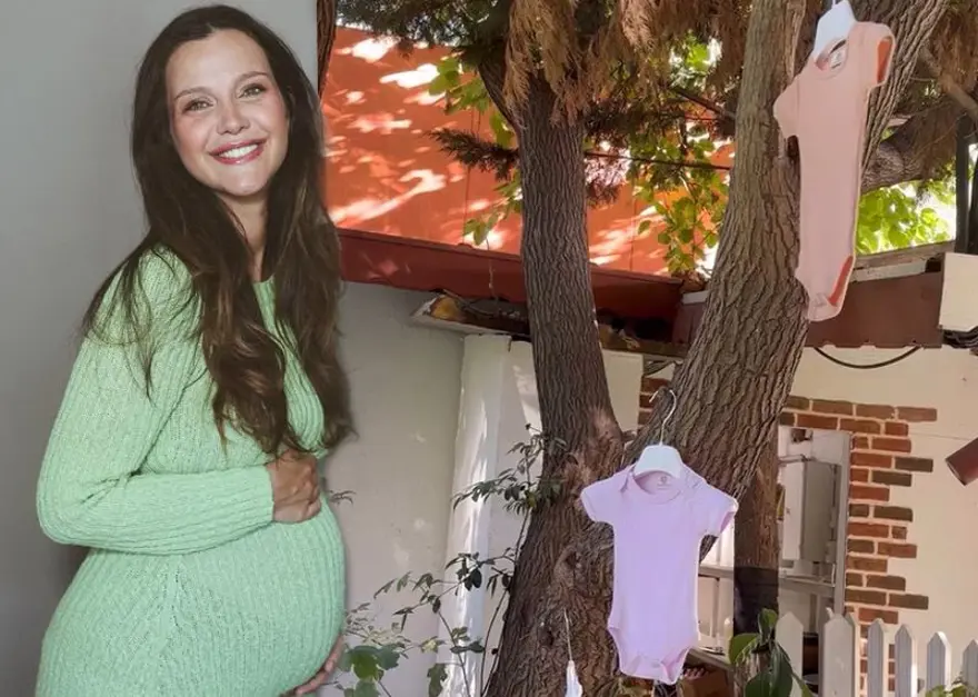İrem Helvacıoğlu'nun bebek heyecanı: Baby shower partisinden kareler 