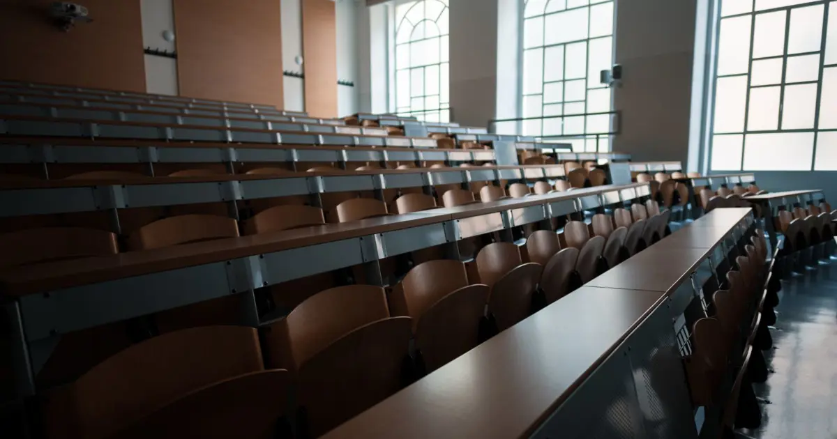 Özel üniversitelere zam sınırı. Fiyat artışında özel okullardaki gibi üst sınır uygulanacak