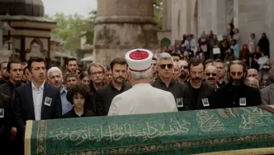 İstanbullu Gelin'in final bölümüne Sezen Aksu damgası