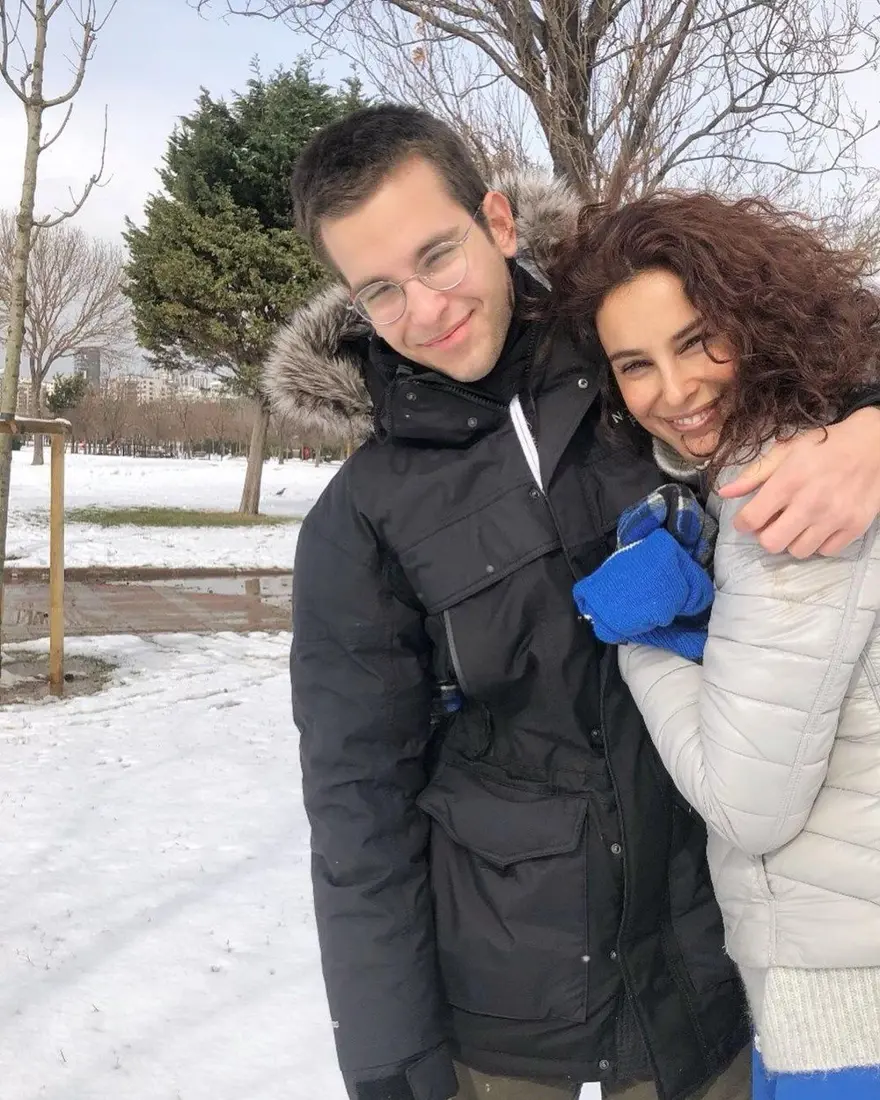 Arzum Onan'dan ayrılık açıklaması: Boşanmayı talep eden Mehmet oldu 5 Arzum Onan'dan ayrılık açıklaması: Boşanmayı talep eden Mehmet oldu 5