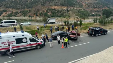 Gümüşhane'de trafik kazasında bir çift öldü, 2 kişi yaralandı