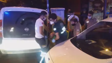 Kavga ettiği arkadaşları balkondan attı