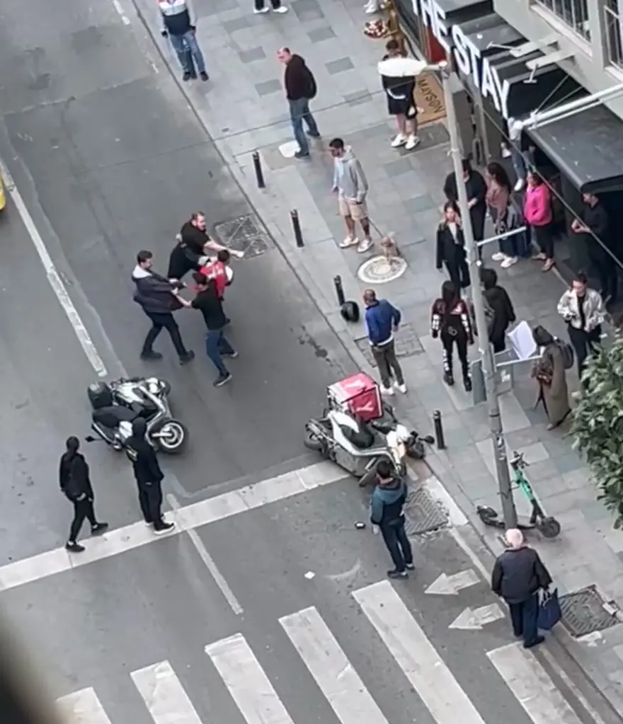 Nişantaşı'nda trafikte tekme tokat kavga 2