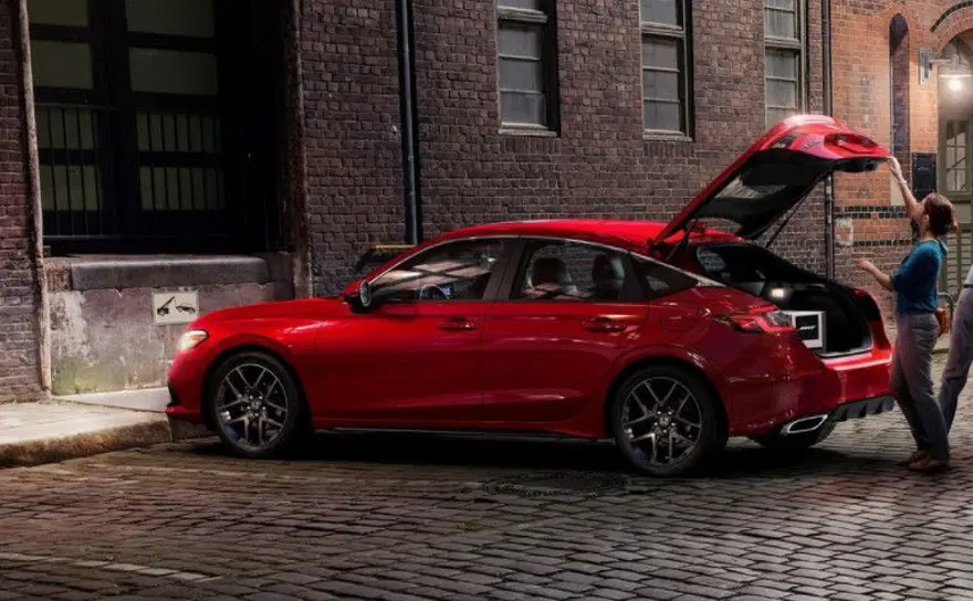 Yeni Honda Civic Hatchback tanıtıldı 9