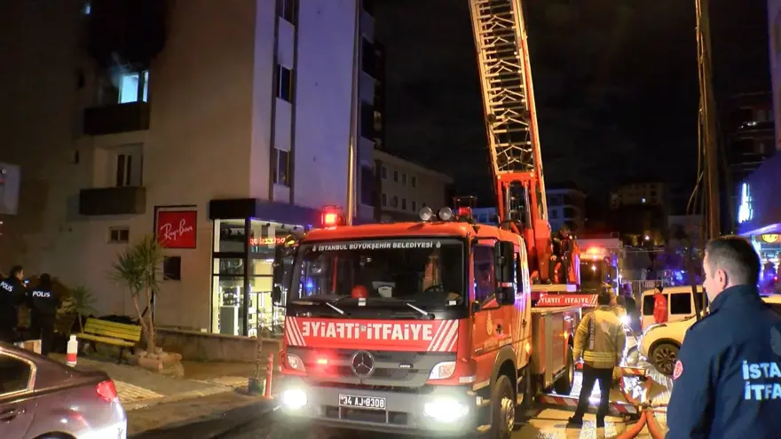 İstanbul'da apart otelde yangın İstanbul'da apart otelde yangın