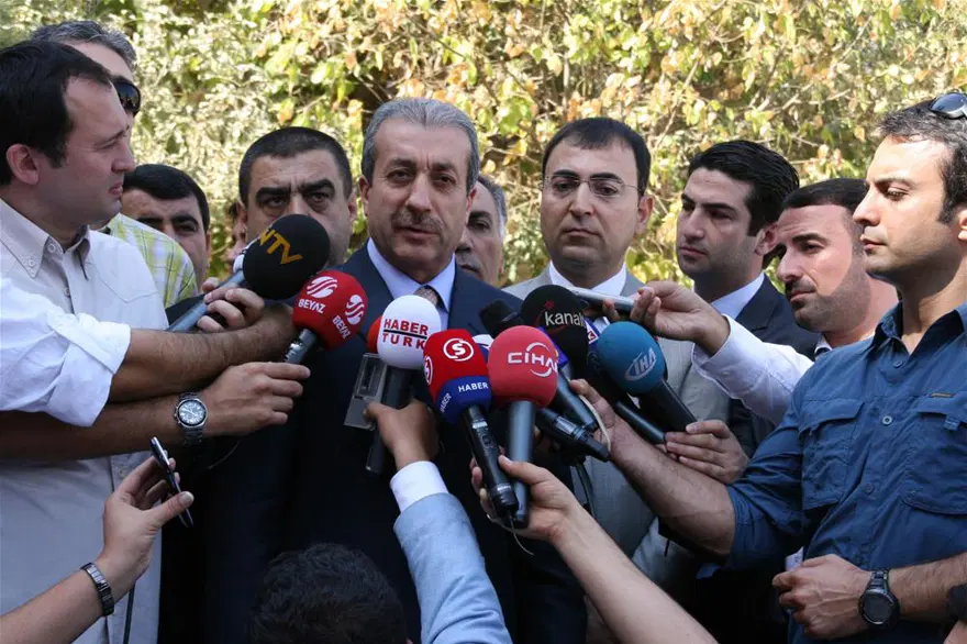 Türkiye sandık başındaydı 52