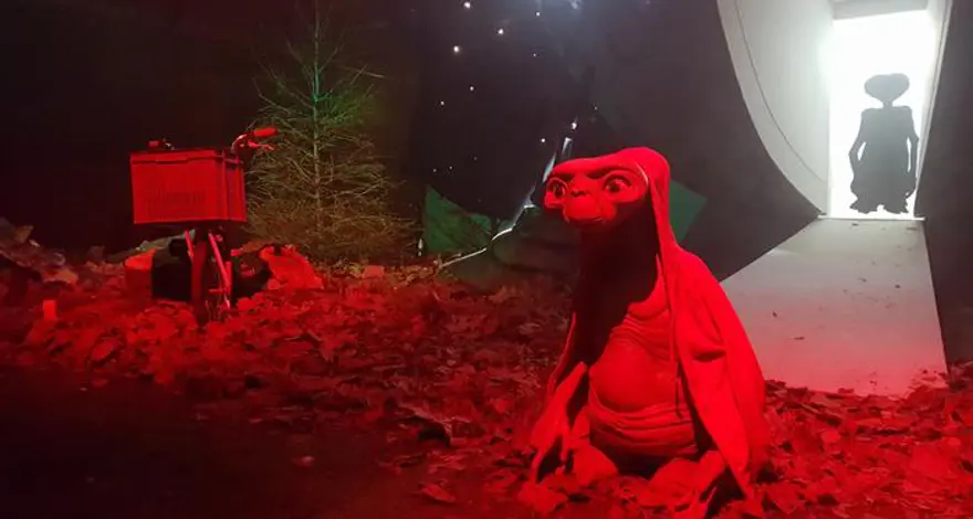 E.T. yola çıkmak üzere 9