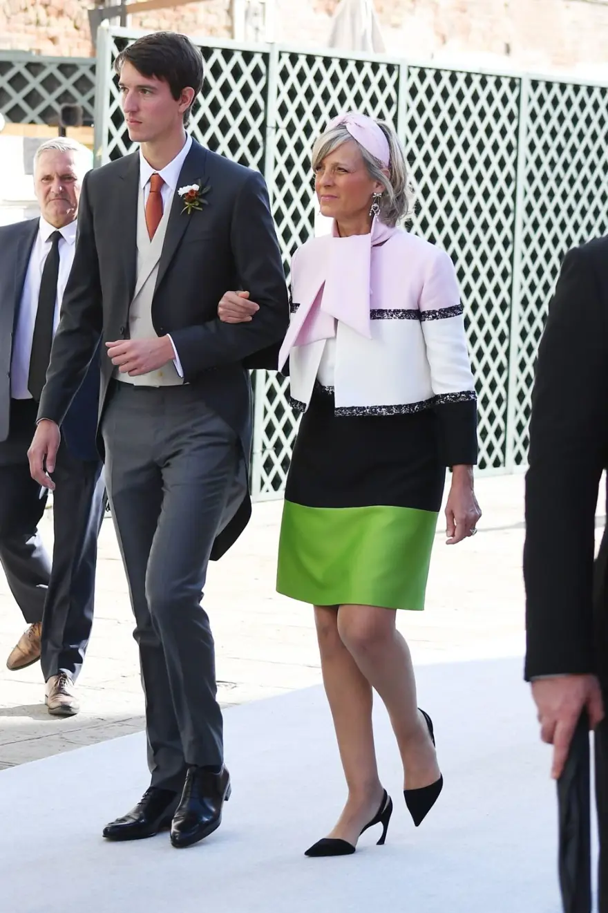 Dünyanın en zengin üçüncü kişisinin oğlu AlexandreArnault evlendi 21 Dünyanın en zengin üçüncü kişisinin oğlu AlexandreArnault evlendi 21