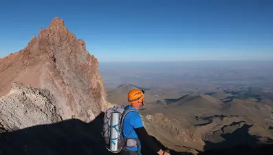Erciyes Dağı yaz aylarında da doğaseverleri ağırlıyor