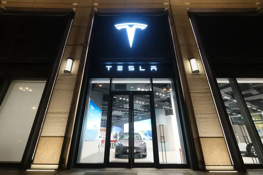 47- TESLA: 42.61 MİLYAR DOLAR 54 47- TESLA: 42.61 MİLYAR DOLAR 54