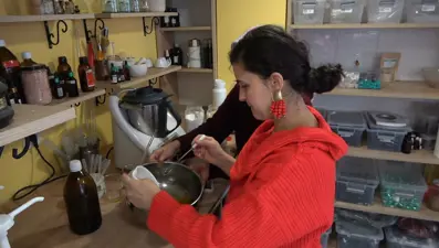 İstanbul'u terk etti, kendi işini kurdu: Çocukluk hayâliydi şimdi siparişlere yetişemiyor