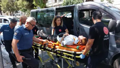 Samsun'da minibüs, kamyona çarptı