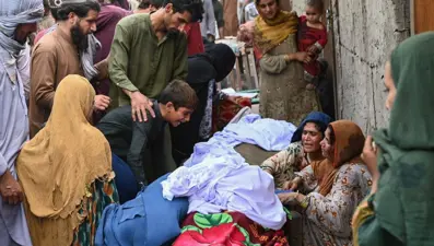 Afganistan depreminde çifte yıkım: Yardım yok, kadınlar görünmüyor