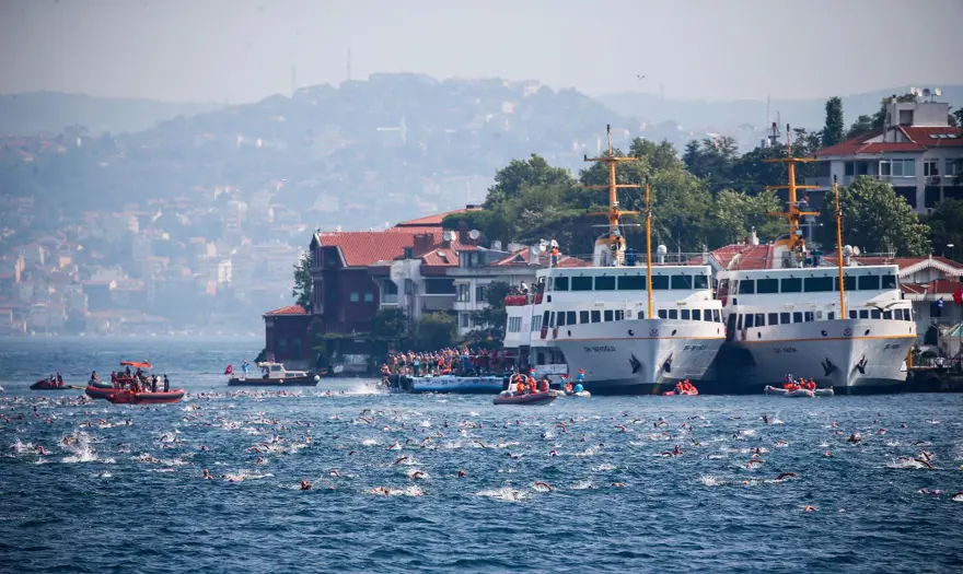 Boğaz'da yüzme yarışması 14