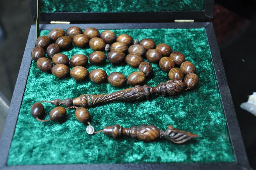 54 yaşındaki naht ustası evine atölye kurdu: 6 farklı sanatı bir araya getiriyor 4