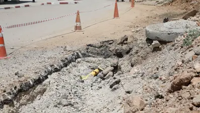 Doğalgaz borusu delindi, hastane boşaltıldı