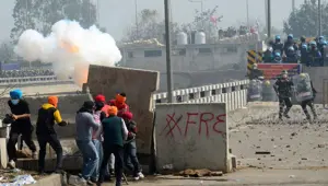 Hindistan’da çiftçi protestosuna biber gazlı müdahale