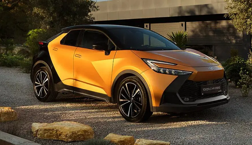 20 - TOYOTA C-HR 4