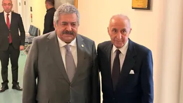 Hikmet Çetin, Feti Yıldız'la görüştü: Belediyelere yönelik operasyonlar masada