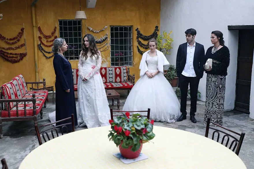 Güvercin, Güvercin yeni bölüm, Güvercin 3. bölüm detayları, Güvercin 3. bölüm fotoğrafları, Güvercin dizisi 7 Güvercin, Güvercin yeni bölüm, Güvercin 3. bölüm detayları, Güvercin 3. bölüm fotoğrafları, Güvercin dizisi 7