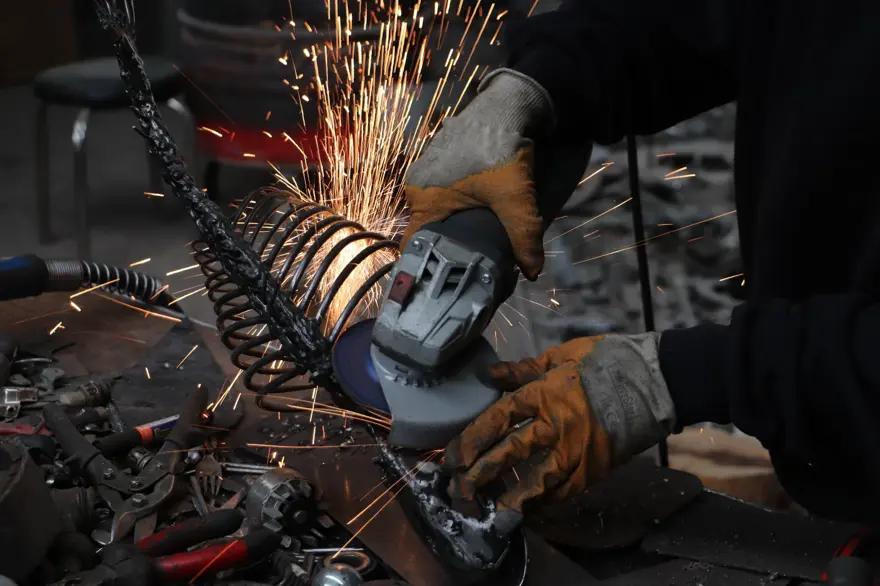 BİR YIĞIN METALLE BAŞLAYAN SANAT 6