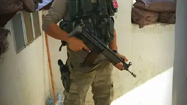 Bunalıma giren uzman onbaşı intihar etti