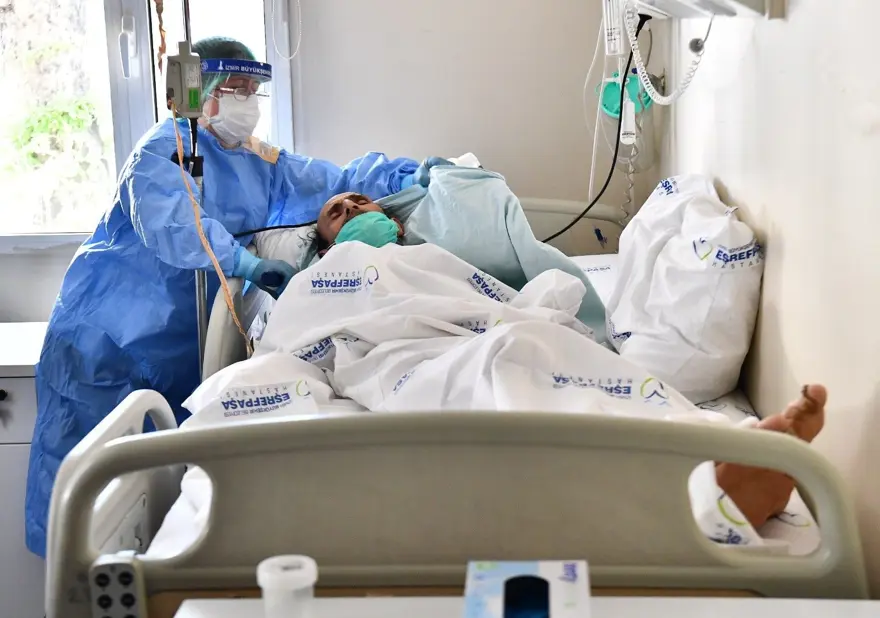 Hastaneye kaldırılan Bizimkiler'in Cemil'i Uğurtan Sayıner: Cemiller ölmez 