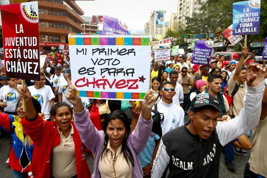 Venezuela Chavez için meydanlara indi 3