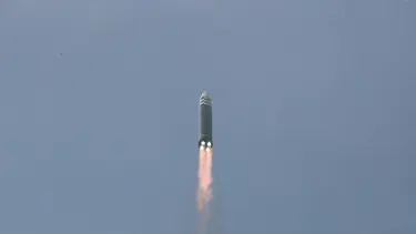 Kuzey Kore balistik füze fırlattı