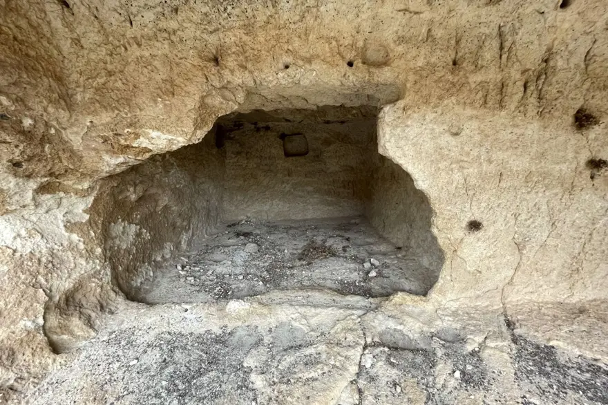 Elazığ'da Roma dönemine ait 1800 yıllık kalıntılar bulundu 22 Elazığ'da Roma dönemine ait 1800 yıllık kalıntılar bulundu 22