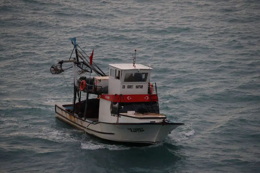 Antalya’da falezlere düşen araç: Gelişmiş cihazlar bir noktada sinyal verdi 6 Antalya’da falezlere düşen araç: Gelişmiş cihazlar bir noktada sinyal verdi 6