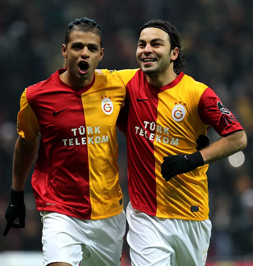Galatasaray 9'da 9 yaptı 15 Galatasaray 9'da 9 yaptı 15