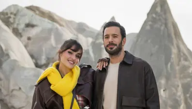 Aşkı Hatırla geliyor: Hande Erçel ile Barış Arduç başrolde