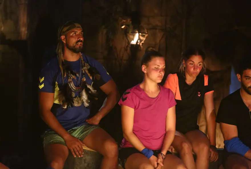 Survivor'da kim elendi? 1. Hafta (Survivor adasına ilk veda gönüllüler takımından) 8