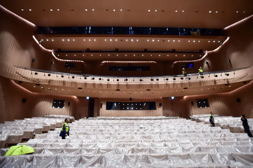 Atatürk Kültür Merkezi açılışa gün sayıyor 8