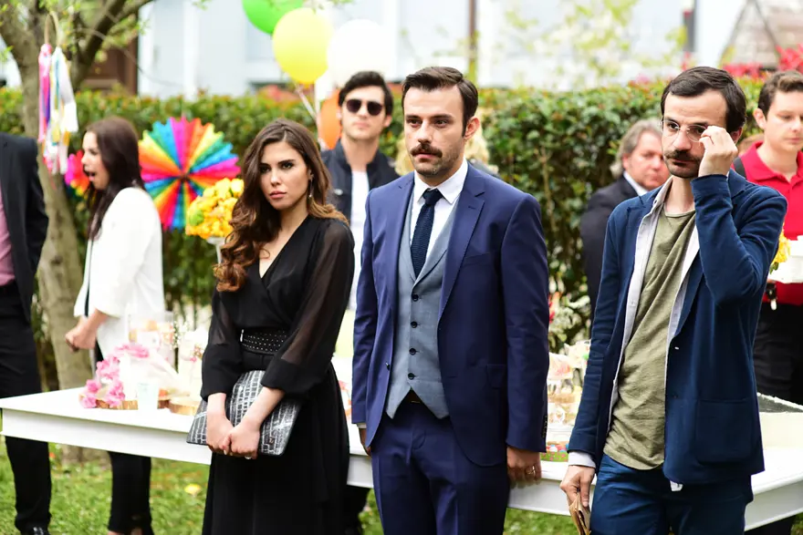İstanbullu Gelin dizisinin oyuncuları hangi burç 4