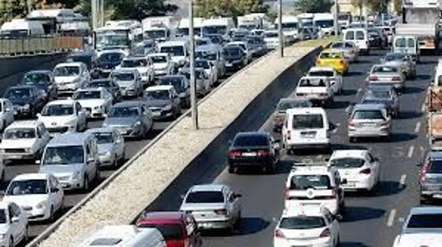 Trafiğe kaydolan araç sayısı 2024’te 2,6 milyon oldu: Bir milyon kişi aynı rengi seçti! 6 Trafiğe kaydolan araç sayısı 2024’te 2,6 milyon oldu: Bir milyon kişi aynı rengi seçti! 6
