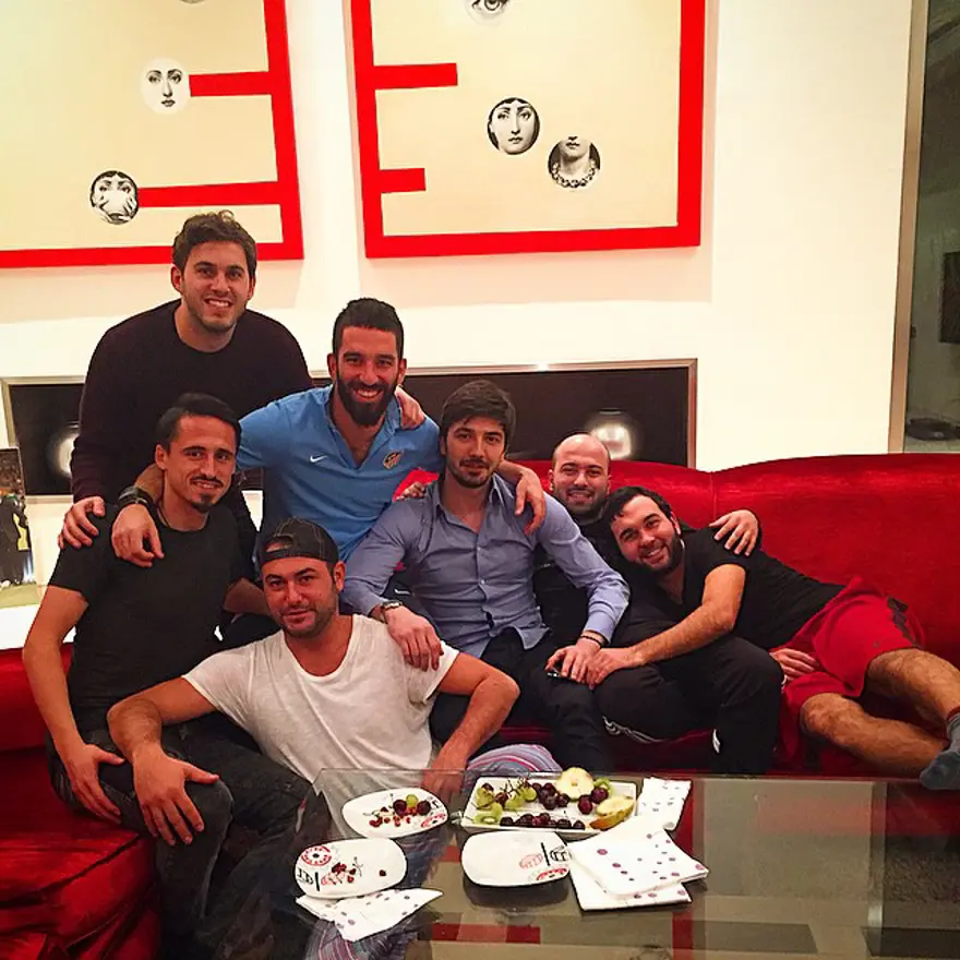 Arda Turan'ın 15 milyon euroluk malikanesi 147 Arda Turan'ın 15 milyon euroluk malikanesi 147